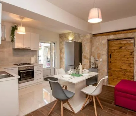 Genova Imotski Apartment Donji Vinjani